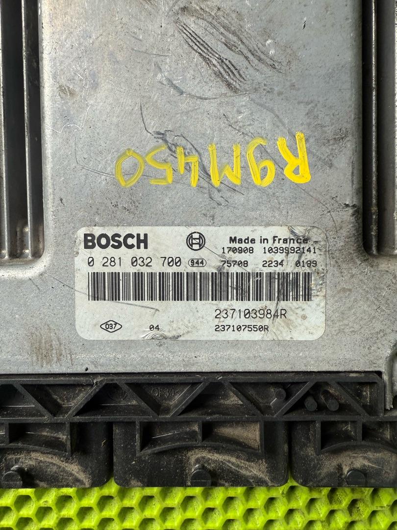 блок управления двигателем Renault Trafic 3 поколение 2017, 1.6 л., R9M 450, дизель, 0281032700, 237103984R - фото №1