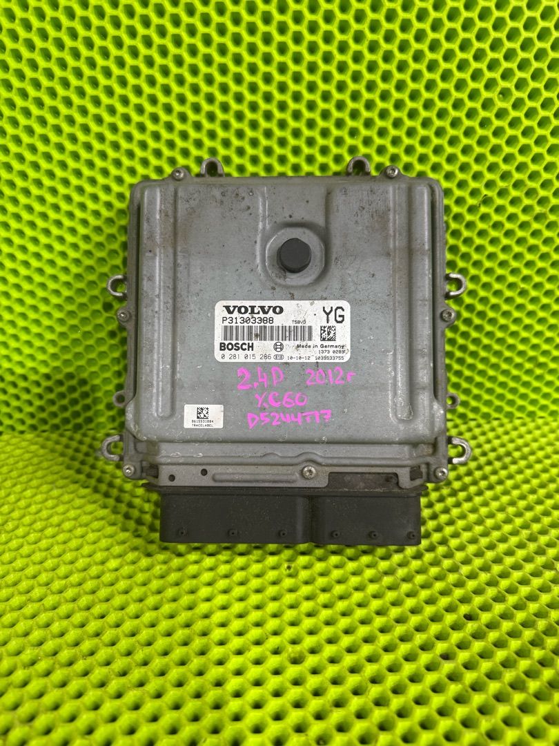 блок управления двигателем Volvo XC60 1 поколение 2012, 2.4 л., D 5244 T17, дизель, 31303388, P31303388, 0281015286 - фото №1