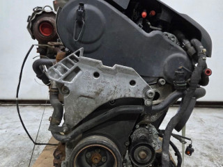 двигатель Volkswagen Passat B7 2012, 2.0 л., дизель, CFF, CFG