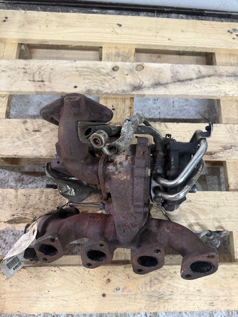 турбина Opel Movano 2 поколение (B) 2013, 2.3 л., M9T 880, дизель - фото №1