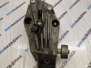 кронштейн двигателя BMW 7 серия G11/G12 G11 2017, 4.0 л., B57 D30 B, дизель, x03 rubin-metallic black, седан, полный привод, 6861559, 6861555, 22116861559