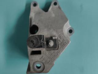 кронштейн двигателя BMW 4 серия G22/G23 G22 2021, 2.0 л., B47 D20 B, дизель, 6876207, 6876205