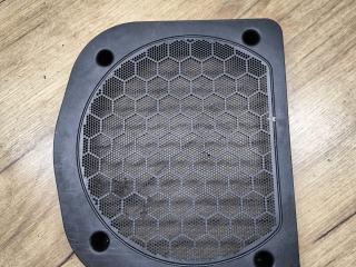 сетка на сабвуфер BMW X5 G05 2020, 4.0 л., B58B30C, гибрид, АКПП, внедорожник 5 дв., 2622511, 65132622511
