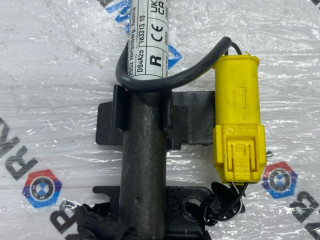 пиропатрон петли капота BMW X5 G05 [рестайлинг] G05 2025, 3.0 л., B57 D30 B, дизель, АКПП, a96, внедорожник 5 дв., полный привод, 7418200