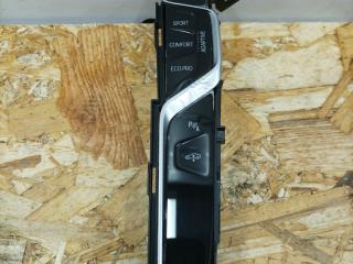 панель управления BMW 7 серия G11/G12 G11 2017, 4.0 л., B57 D30 B, дизель, x03 rubin-metallic black, седан, полный привод, 6819156