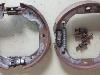 колодки стояночного тормоза BMW X5 F15 2015, 4.0 л., дизель, АКПП, a96, внедорожник 5 дв., полный привод