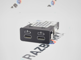 разъем AUX / USB BMW M3 G80/G81 G80 2023, 3.0 л., S58B30A, бензин, АКПП, c4g, седан, полный привод, правый руль, 8711938, 84108711938