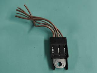 клеммник BMW 1 серия F40 2023, 1.5 л., B37 C15 A, дизель, skyscraper grau metallic (c4w), хетчбэк 5 дв., передний привод, 8364493