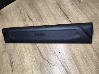 накладка на порог внутренняя BMW 1 серия F40 2023, 1.5 л., B37 C15 A, дизель, skyscraper grau metallic (c4w), хетчбэк 5 дв., передний привод, 51477444937, 7444937
