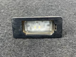 подсветка номера BMW X5 G05 2022, 3.0 л., B57 D30 B, дизель, 416, внедорожник 5 дв., полный привод, 9481841