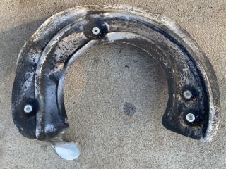 защитный кожух тормозного механизма BMW X5 G05 [рестайлинг] G05 2024, 3.0 л., B57 D30 B, дизель, АКПП, 475, внедорожник 5 дв., полный привод, правый руль, 6871903