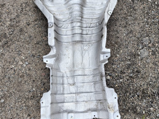 тепловой экран глушителя BMW M2 G87 2023, 3.0 л., S58B30A, бензин, МКПП, купе, задний привод, 8082081