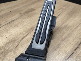 педаль BMW 5 серия G30/G31 G30 2017, 3.0 л., B57 D30 A, дизель, АКПП, a300, седан, полный привод, 35426871053, 6871053