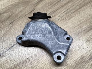 кронштейн КПП BMW X5 G05 2019, 3.0 л., B57 D30 A, дизель, внедорожник 5 дв., полный привод, 6861570