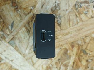 разъем AUX / USB BMW M3 G80/G81 G80 2023, 3.0 л., S58B30A, АКПП, седан, полный привод, 5A84161
