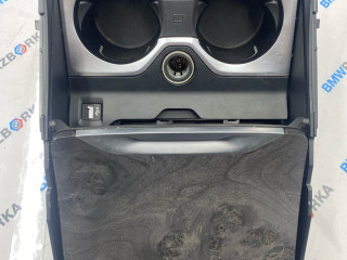 подстаканник BMW X7 G07 2019, 3.0 л., B57 D30 C, дизель, АКПП, 475, внедорожник 5 дв., полный привод, 6827173