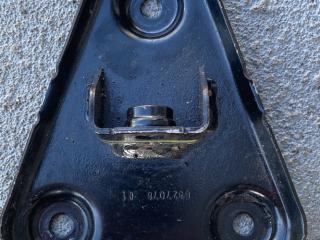 крепление аккумулятора BMW X5 G05 2022, 3.0 л., B57 D30 B, дизель, 416, внедорожник 5 дв., полный привод, 6827078
