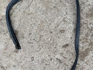 уплотнитель подкапотного пространства Mercedes-Benz Sprinter W907/W910 W907 2020, 2.2 л., OM651 DE22LA, дизель, 6МКПП, 9147, микроавтобус, задний привод, правый руль, 9108870000, A9108870000