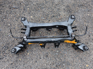 балка подвески задняя BMW 4 серия F32/F33 F33 2016, 3.0 л., B58B30, бензин, АКПП, 475, кабриолет, задний привод, 6863151