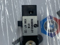 плафон подсветки бардачка BMW M4 G82/G83 G82 2023, 3.0 л., S58B30A, бензин, купе, полный привод, 6807232, 6999950, 51166807232 - фото №2