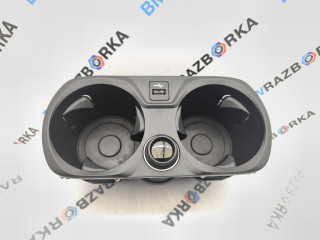 подстаканник BMW M2 G87 2023, 3.0 л., S58B30A, бензин, МКПП, купе, задний привод, 6806798