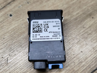 разъем AUX / USB BMW X1 U11 2023, электро, полный привод, 5A3C3B7