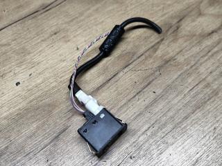 разъем AUX / USB BMW 5 серия F07/F10/F11 [рестайлинг] 2013, 3.0 л., N57 D30 A, дизель, АКПП, задний привод, 9237653