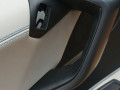 обшивка салона BMW i8 I12 [рестайлинг] I12 2017, 1.5 л., B38 K15 A, бензин, купе, полный привод, 7335783, 7356053 - фото №3