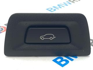 кнопка открытия багажника BMW X5 G05 [рестайлинг] G05 2025, 3.0 л., B57 D30 B, дизель, АКПП, c35, внедорожник 5 дв., полный привод, 6820715