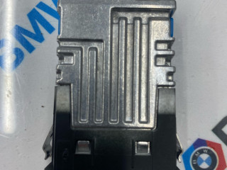 разъем AUX / USB BMW X7 G07 2019, 3.0 л., B57 D30 C, дизель, АКПП, 475, внедорожник 5 дв., полный привод, 8711939, 84108711939