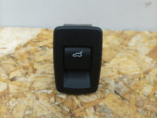 кнопка открытия багажника BMW X1 F48 [рестайлинг] F48 2021, 1.5 л., гибрид, a96, внедорожник 5 дв., полный привод, 9299447