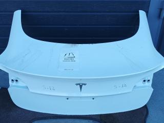 крышка багажника (дверь 3-5) Tesla Model 3 1 поколение 2022, электро, задний привод, правый руль