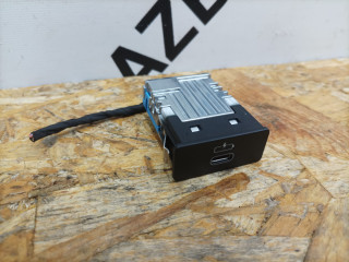 разъем AUX / USB BMW 4 серия G22/G23 G22 2022, 2.0 л., B48 B20 A, бензин, АКПП, c36, купе, задний привод, 8711940