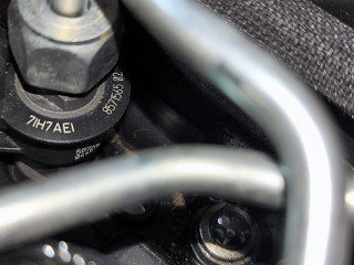 форсунка BMW 5 серия G30/G31 G30 2017, 3.0 л., B57 D30 A, дизель, АКПП, a300, седан, полный привод, 8571565, 8571569