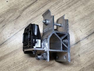 кронштейн радиатора BMW X5 G05 [рестайлинг] G05 2024, 3.0 л., B57 D30 B, дизель, 416, полный привод, 8642753, 51117421635, 7421635, 17118642753