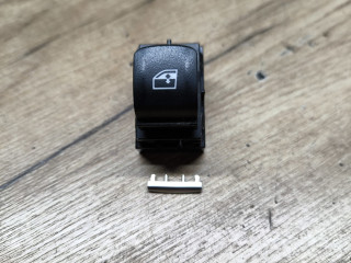 кнопка стеклоподъемника двери BMW X5 G05 2019, 3.0 л., B57 D30 A, дизель, АКПП, внедорожник 5 дв., полный привод, 9327031