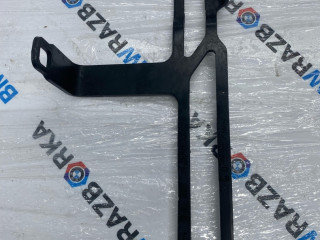 кронштейн радиатора BMW X5 G05 2021, 3.0 л., бензин, АКПП, с27, внедорожник 5 дв., полный привод, правый руль, 7421775