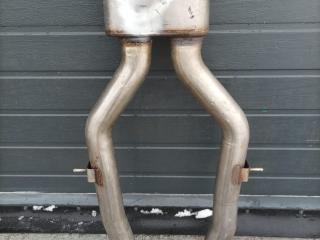банка глушителя средняя BMW M2 G87 2024, 3.0 л., S58B30A, бензин, brooklyn grau metallic (c4p), купе, задний привод, правый руль, 8096117