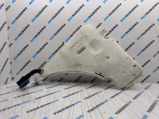 бачок омывателя BMW 4 серия F32/F33 F33 2016, 3.0 л., B58B30, бензин, АКПП, 475, кабриолет, задний привод, 7241679