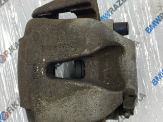 суппорт передний правый BMW X5 F15 2015, 4.0 л., дизель, АКПП, a96, внедорожник 5 дв., полный привод