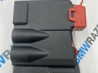 крышка клеммы аккумулятора BMW M5 F90 2019, 4.4 л., S63 B44 B, бензин, АКПП, c28, седан, полный привод, 9340277