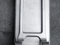 подлокотник BMW 1 серия F40 2023, 1.5 л., B37 C15 A, дизель, skyscraper grau metallic (c4w), хетчбэк 5 дв., передний привод - фото №2