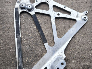 распорка кузова BMW M4 G82/G83 G82 2023, 3.0 л., S58B30A, бензин, купе, полный привод, 9504174