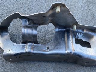 тепловой экран глушителя BMW X5 G05 2022, 3.0 л., B57 D30 B, дизель, 416, внедорожник 5 дв., полный привод, 7424928