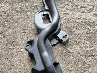уплотнитель подкапотного пространства BMW M4 G82/G83 G82 2023, 3.0 л., S58B30A, бензин, купе, полный привод, 8075015