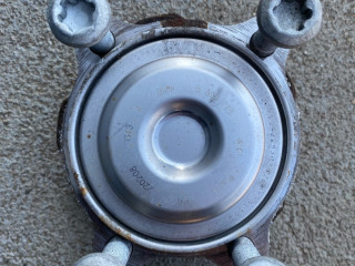 ступица передняя BMW 4 серия G22/G23 G22 2022, 2.0 л., B48 B20 A, бензин, АКПП, c36, купе, задний привод, 6899176