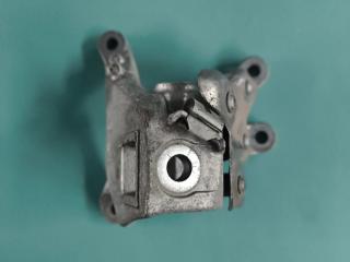 кронштейн двигателя BMW 4 серия G22/G23 G22 2021, 2.0 л., B47 D20 B, дизель, 6876206, 22116876206