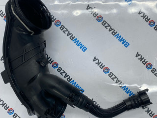 воздуховод турбокомпрессора BMW 5 серия F07/F10/F11 2011, 3.0 л., N57 D30 A, дизель, АКПП, хетчбэк 5 дв., задний привод, правый руль, 7807493