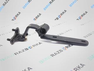 петля крышки багажника Toyota Supra A90 2019, 3.0 л., бензин, АКПП, d05, купе, задний привод, 8811409