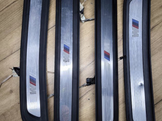 комплект накладок на пороги (внутренние) BMW 5 серия G30/G31 G30 2017, 3.0 л., B57 D30 A, дизель, АКПП, a300, седан, полный привод, 51478064905, 51478064906, 51478061056
